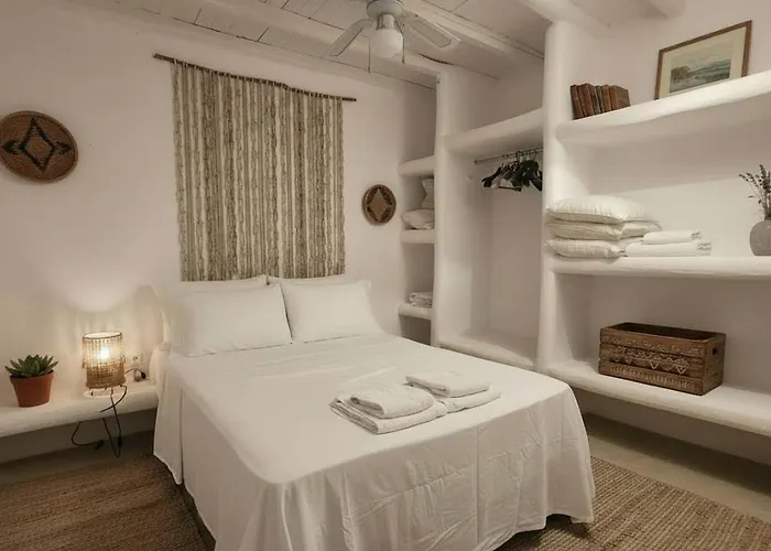 Stunning Sea-view W Access To Shared Pools Daire Mykonos Town