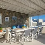 Stunning Sea-view W Access To Shared Pools