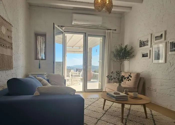 Stunning Sea-view W Access To Shared Pools *